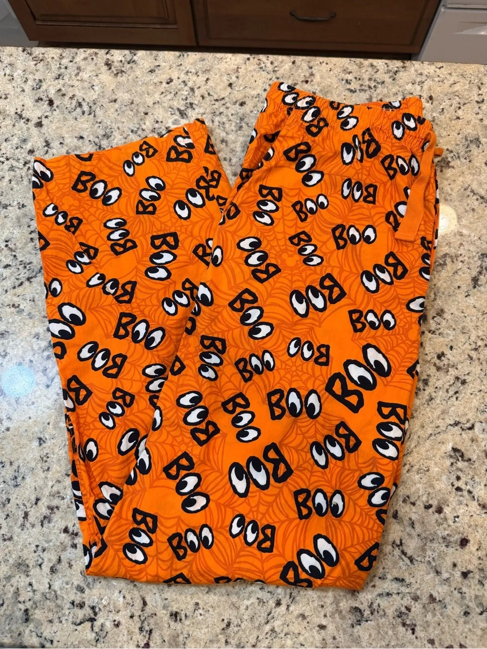 Disney Parks Unisex Sz M Orange Pajama Pants Halloween Boo Eyes
Haunted Mansion - Picture 1 of 5